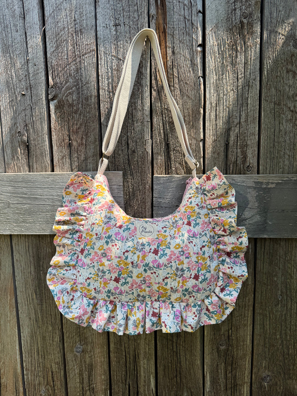 PREORDER - ROSIE Ruffle Bag Flowers Rosé